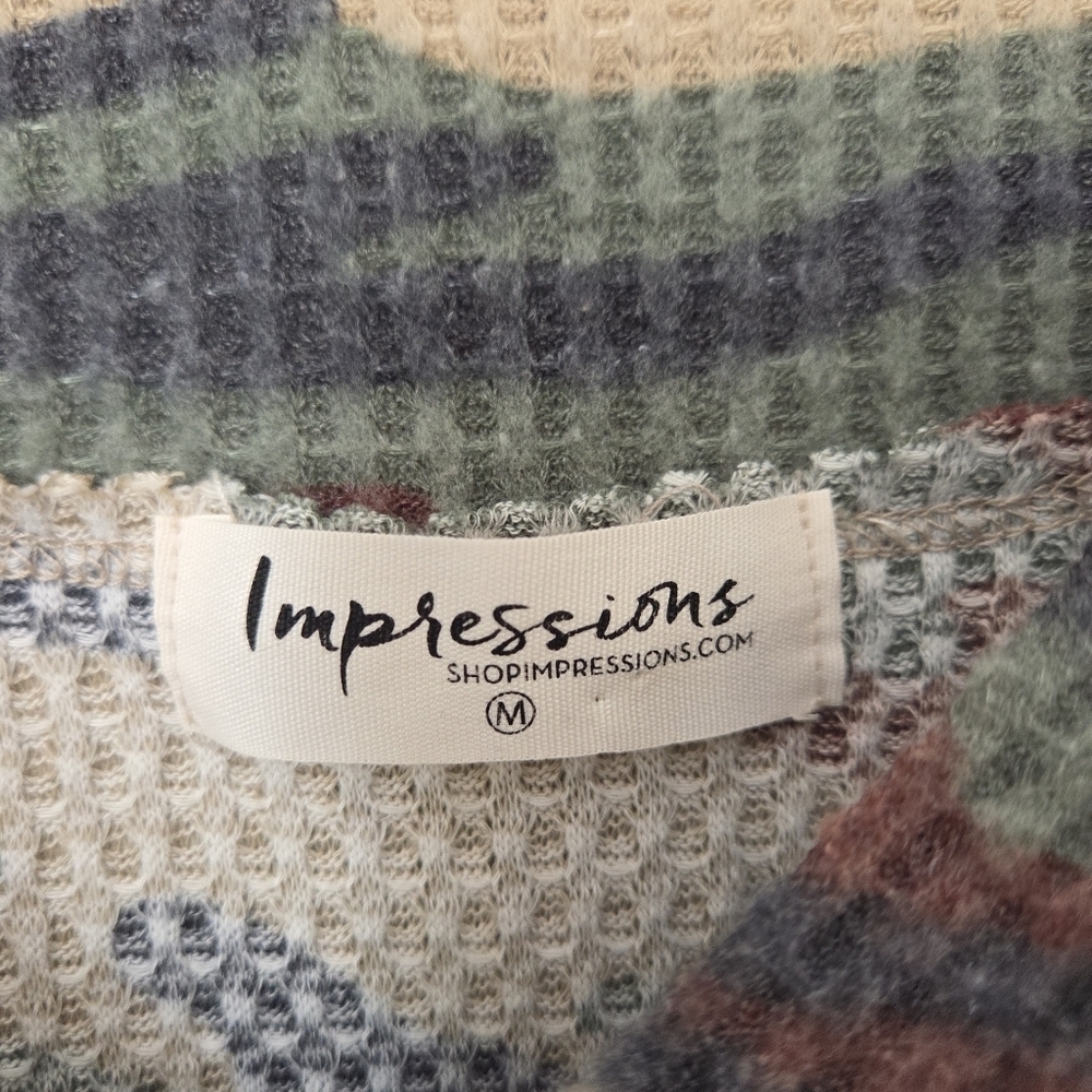 Impressions Camouflage Patterned Knit Top - Picture 4 of 7
